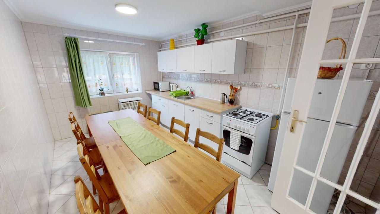 Family Apartman Διαμέρισμα Μίσκολτς Εξωτερικό φωτογραφία